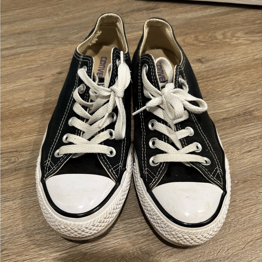 Black converse